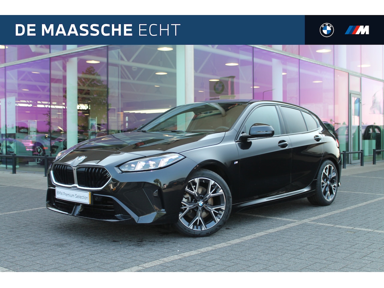 BMW 1-serie - 120 M Sport Automaat / Sportstoelen / Adaptieve LED /  M Adaptief onderstel / Comfort Acce - AutoWereld.nl