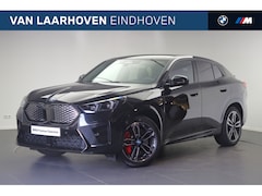 BMW iX2 - eDrive20 High Executive M Sport / Panoramadak / Trekhaak / Sportstoelen / Adaptieve LED /