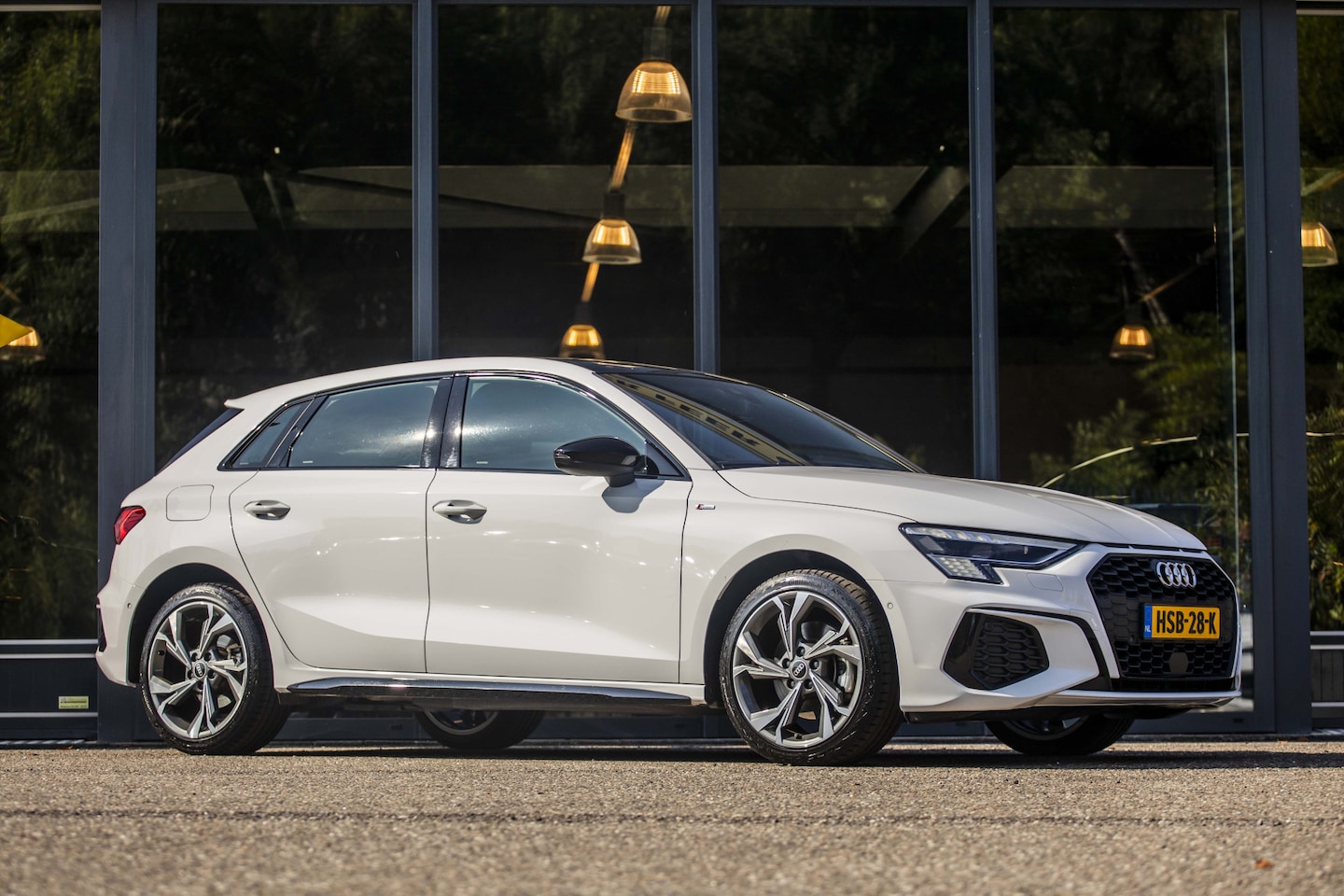 Audi A3 Sportback - 40 TFSI e Business Edition 40 TFSI e Business edition - AutoWereld.nl