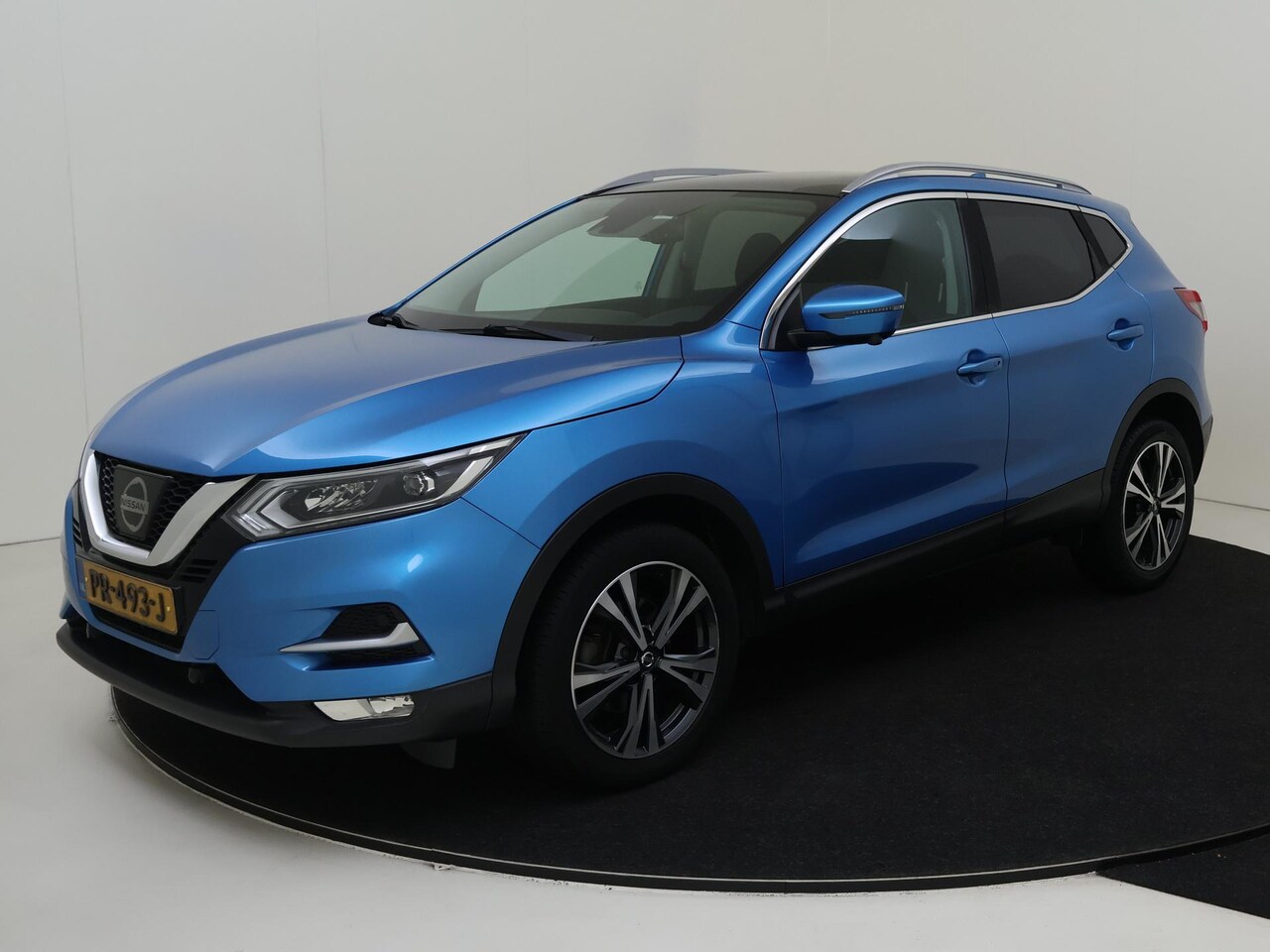 Nissan Qashqai - 1.2 N-Connecta |AUTOMAAT | Panoramadak| 360 camera| Privacyglass | Cruise & Climate contro - AutoWereld.nl