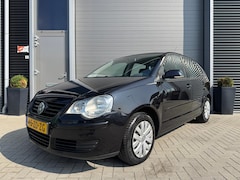 Volkswagen Polo - 1.4-16V Optive