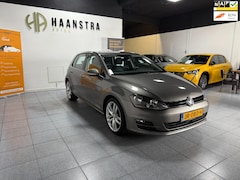 Volkswagen Golf - 1.2 TSI Connected Series Navi-Camera Apple-Carplay NL Auto NAP