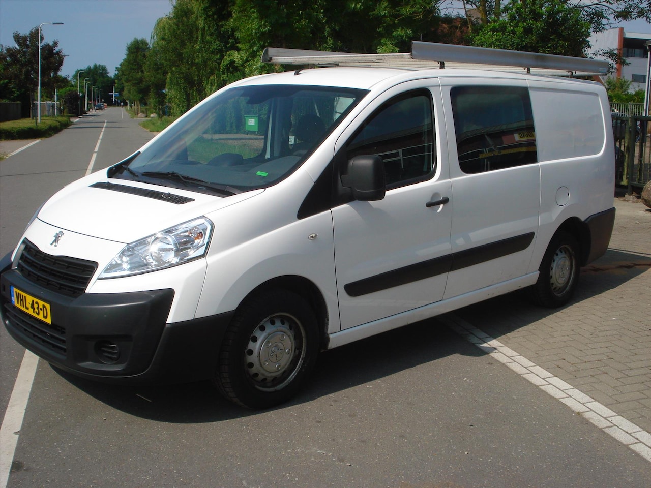 Peugeot Expert - 2.0 HDI 94KW DUBBELE CABINE AIRCO - AutoWereld.nl