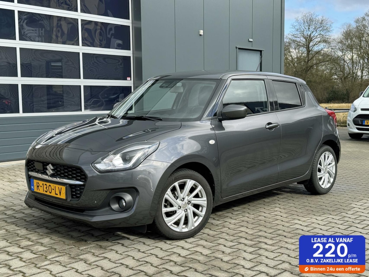 Suzuki Swift - 1.2 Select Smart Hybrid|Camera|Navi|Adapt.Cruise|Stoelverw| - AutoWereld.nl