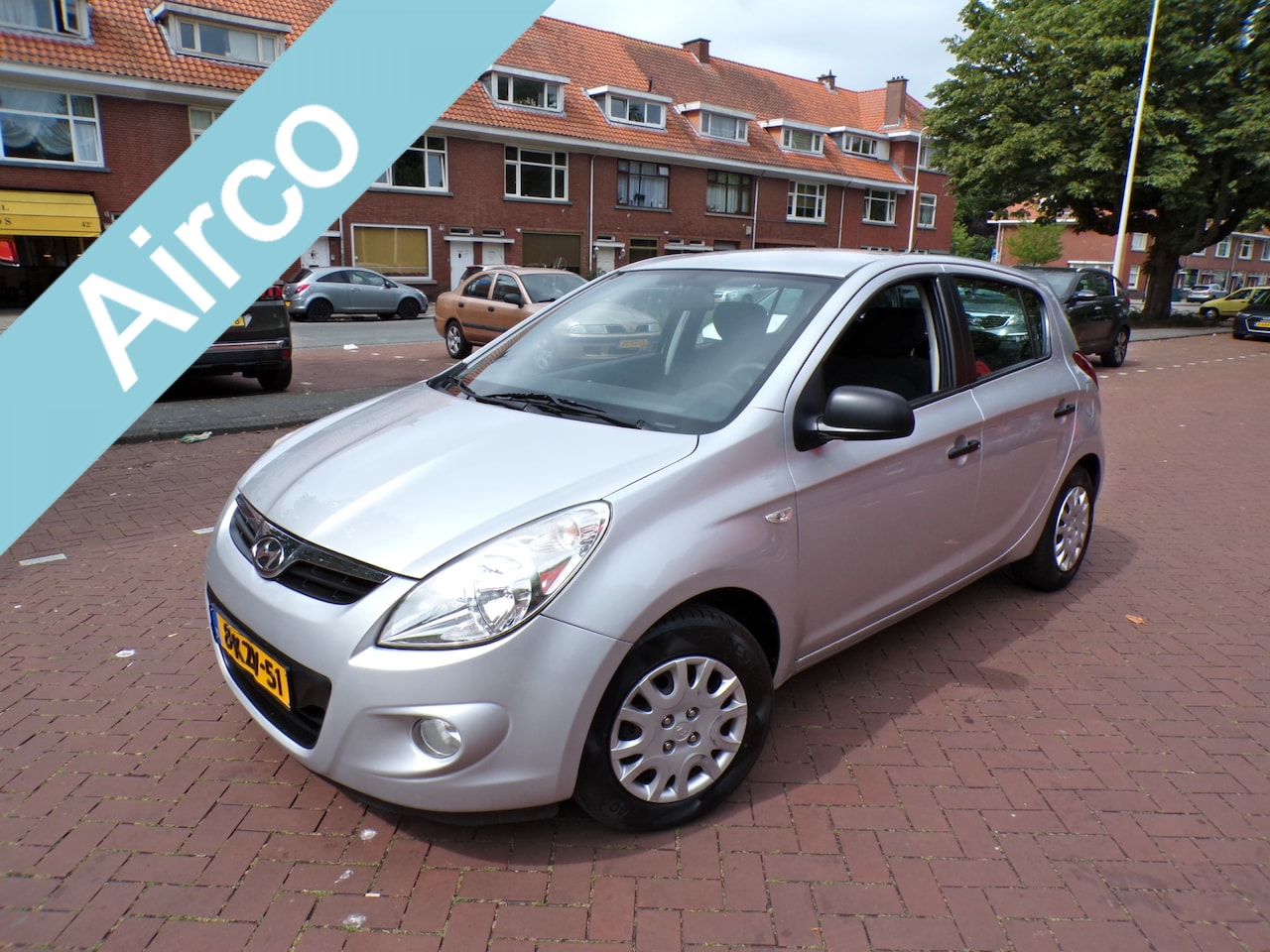 Hyundai i20 - 1.2i Business Edition AIRCO 4 X ZGAN BANDEN..... - AutoWereld.nl