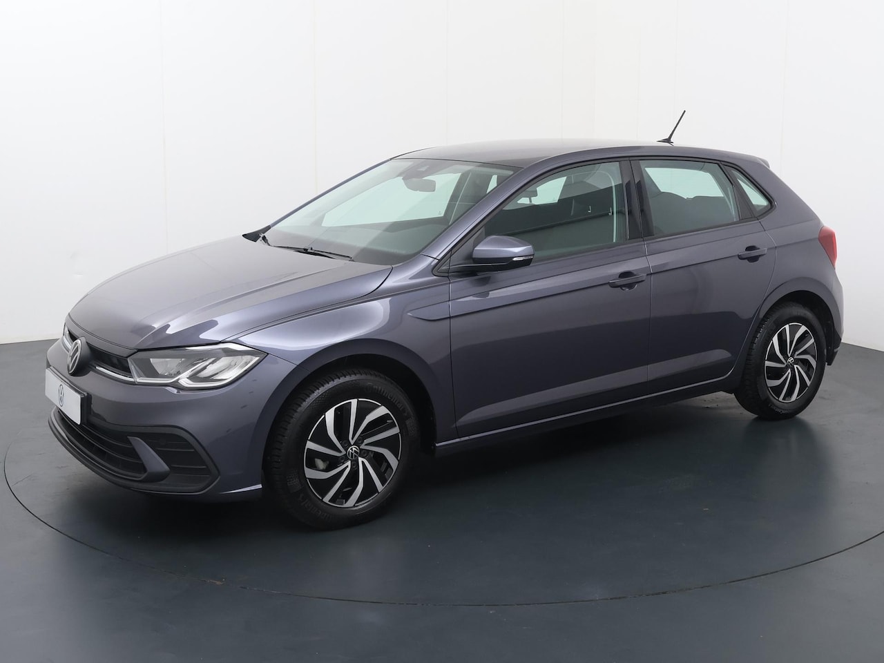 Volkswagen Polo - 1.0 TSI Life | 95 PK | Led verlichting | Parkeersensoren | Adaptive cruise control | - AutoWereld.nl