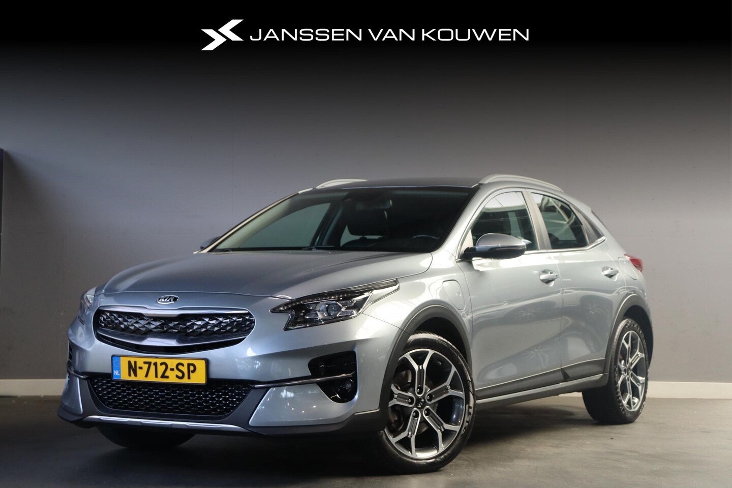Kia XCeed - 1.6 GDi PHEV DynamicLine Led Clima Camera Navigatie - AutoWereld.nl