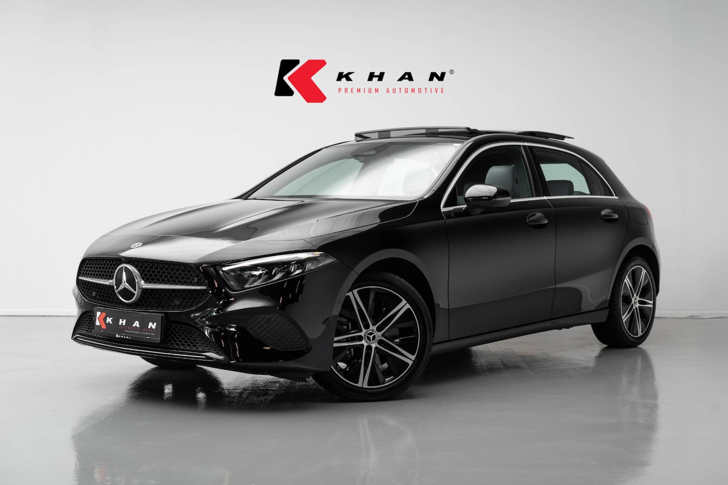 Mercedes-Benz A-klasse - 250 e Business Solution |Pano|Dodehoek|Unieke Bekleding| - AutoWereld.nl