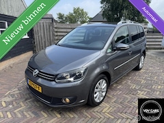 Volkswagen Touran - 1.6 TDI AUT. Highline 7-persoons