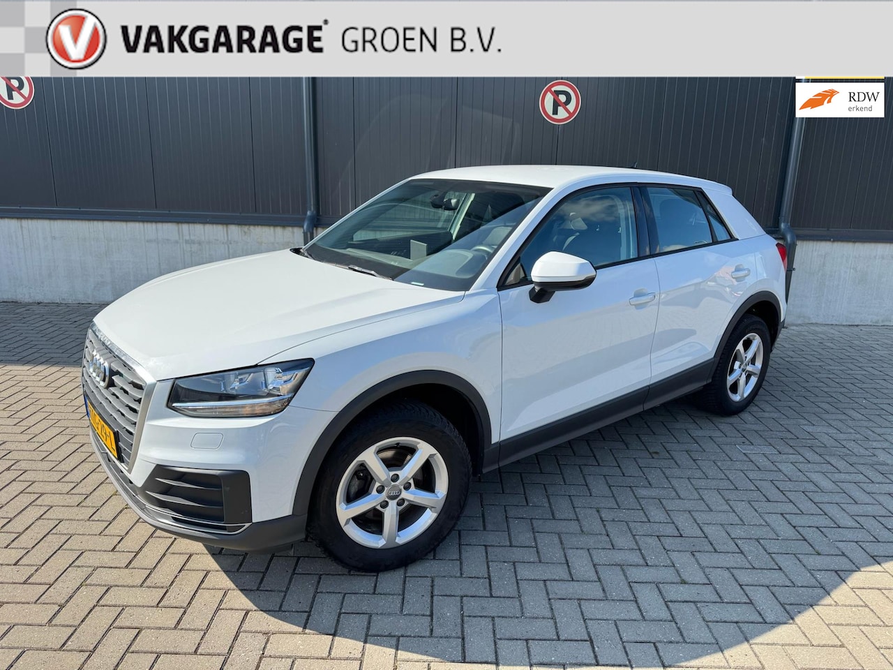 Audi Q2 - 30 TFSI epic / navi / clima / cruise / pdc / 16" l.m. velgen ! - AutoWereld.nl