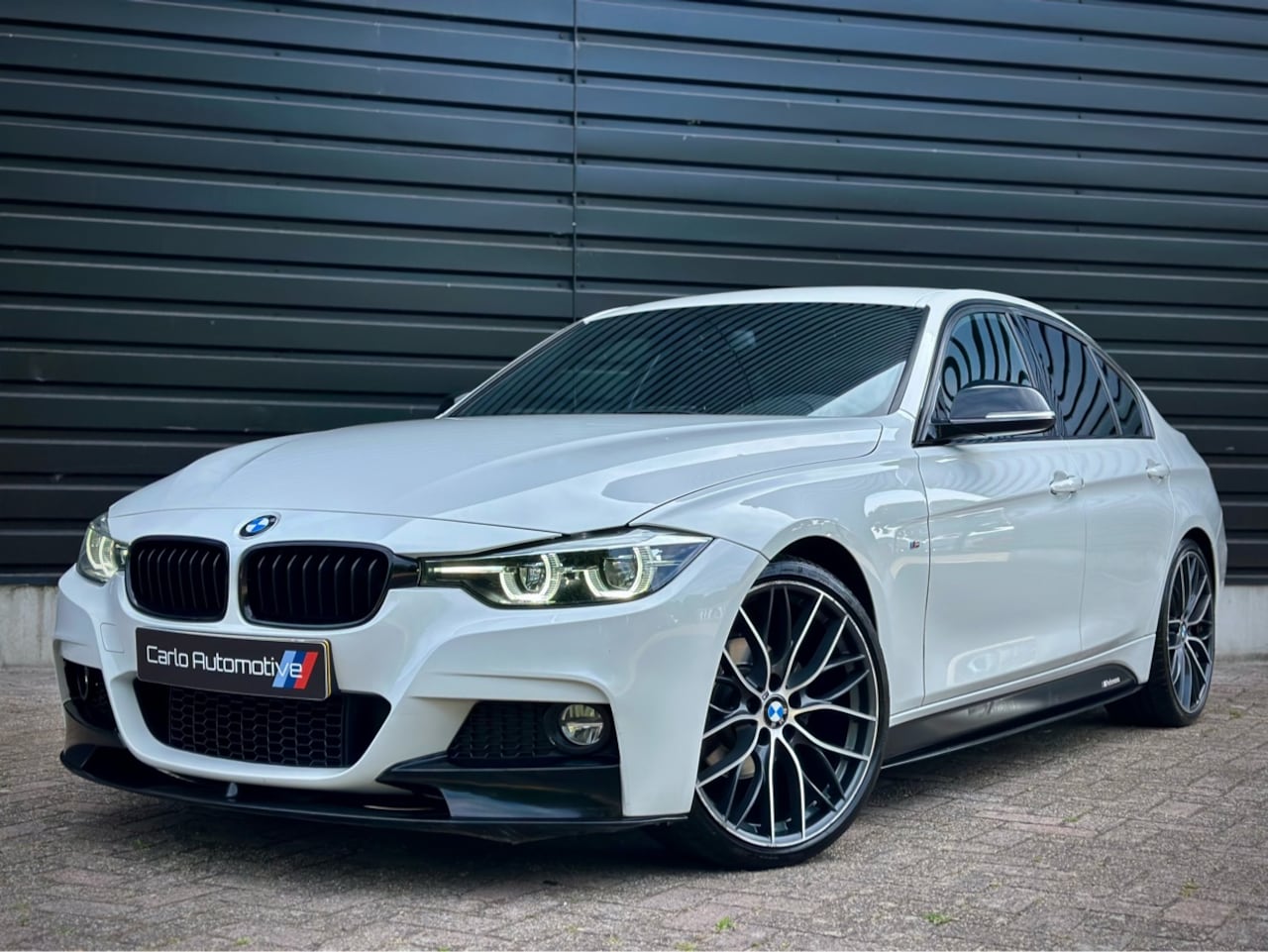 BMW 3-serie - 320i M-PERFORMANCE VIRTUAL|M STOEL|LEDER|20'' M|CARPLAY - AutoWereld.nl