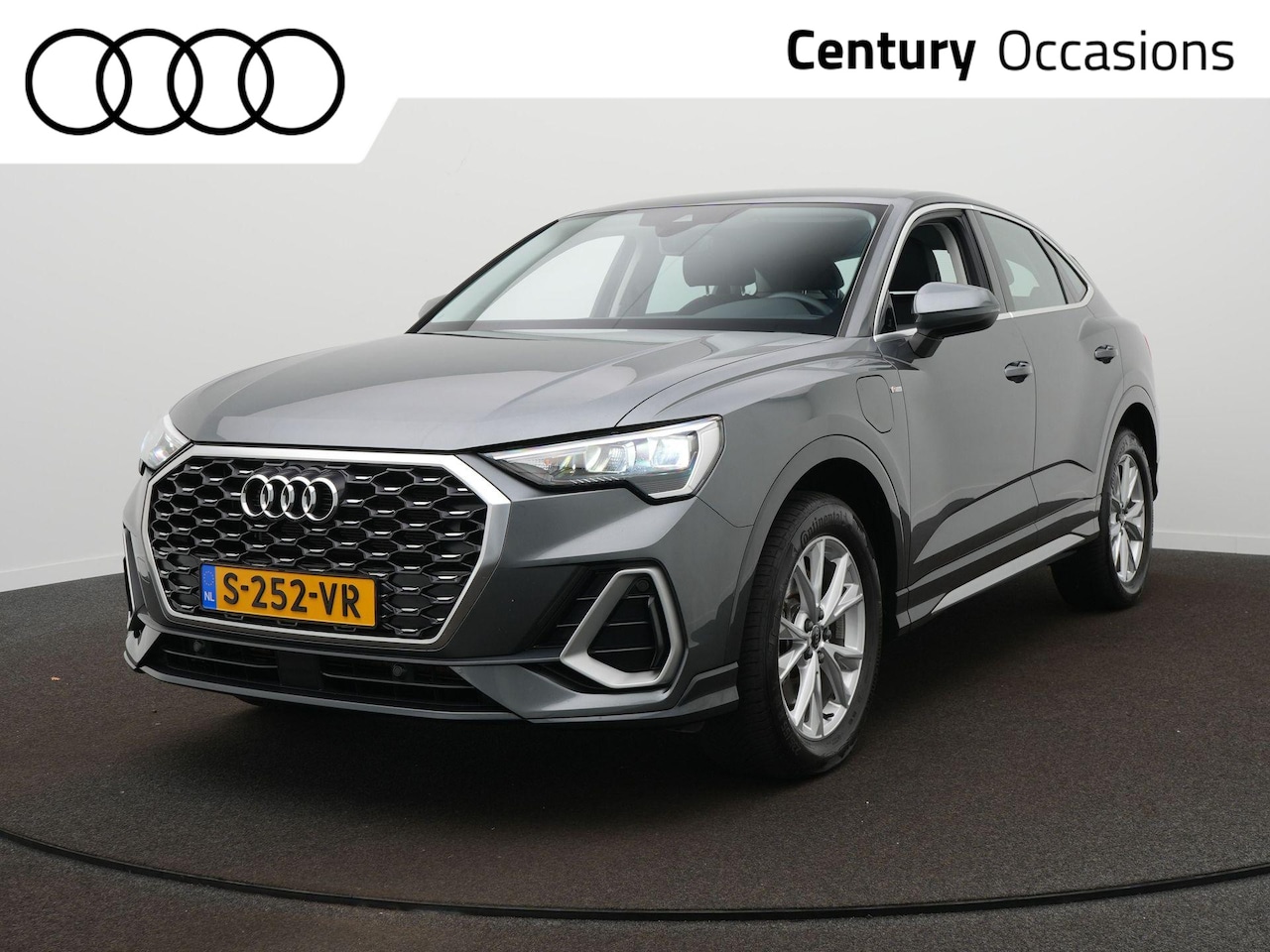 Audi Q3 Sportback - 45 TFSI e S Edition S-Line | Elek. Trekhaak | Leder | Elek. Stoelen - AutoWereld.nl