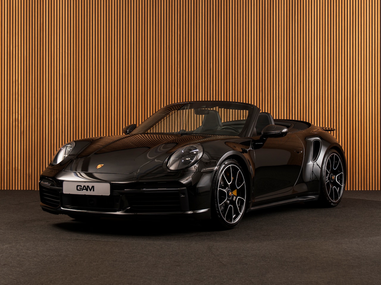 Porsche 911 Cabrio - 3.8 Turbo S Burmester - 360° Camera - ACC - AutoWereld.nl