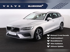 Volvo V60 - B3 Essential Edition - IntelliSafe Assist & Surround - Verwarmde voorstoelen, stuur & acht