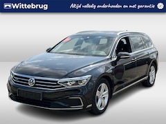 Volkswagen Passat Variant - 1.4 TSI 218pk PHEV GTE DSG Automaat Leder / Panoramadak / Digitaal dashboard / navigatie /