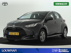 Toyota Yaris - 1.5 Hybrid Active Limited | Lichtmetalen velgen | Stoelverwarming | Parkeersensoren |