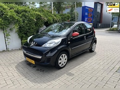 Peugeot 107 - 1.0-12V XS 77000 dkm met Airco 5drs