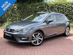 Seat Leon - 1.4 TSI ACT FR 150PK Panoramadak Full Link Alcantara