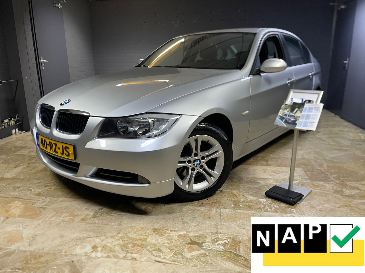 BMW 3-serie - 318i Dynamic Executive 318i Dynamic Executive - AutoWereld.nl