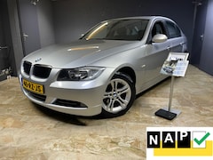 BMW 3-serie - 318i Dynamic Executive Zeer Nette Auto Veel Opties