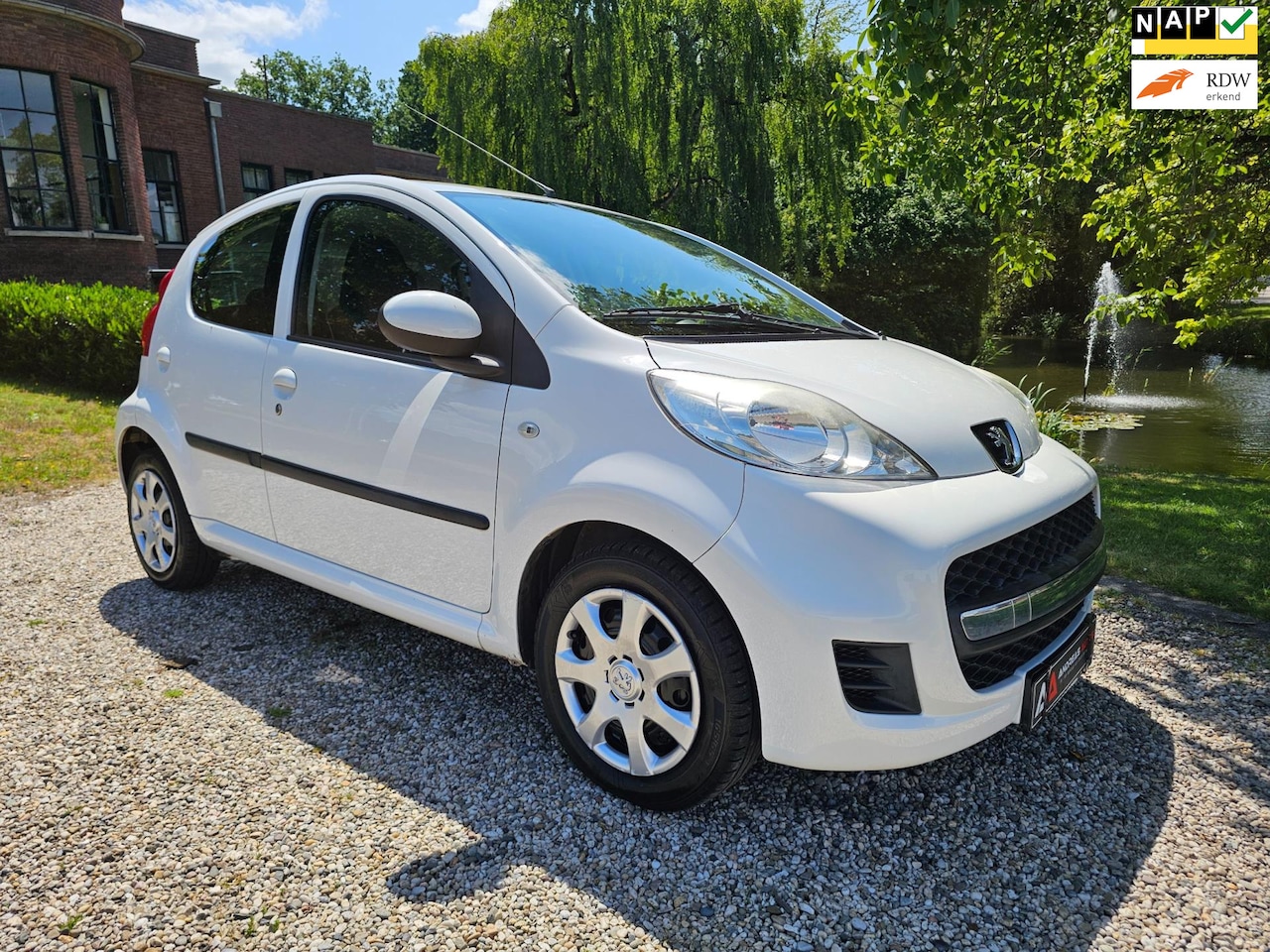 Peugeot 107 - 1.0-12V XS 5-deurs AIRCO - AutoWereld.nl