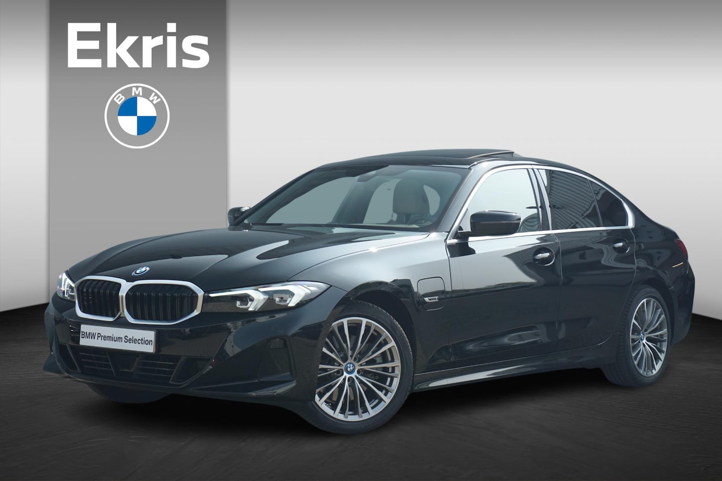 BMW 3-serie - Sedan 320e Trekhaak / Hifi / Schuif- Kanteldak / Stoelverwarming | Easter - AutoWereld.nl