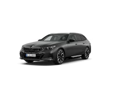 BMW i5 - M60 xDrive | M Sportpakket Pro | Innovation Pack | Travel Pack | Comfort Pack