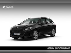BMW 2-serie Active Tourer - 218i | M-Sportpakket | 18'' M-Lichtmetaalvelgen Dubbelspaak | Achteruitrijcamera | Adaptie