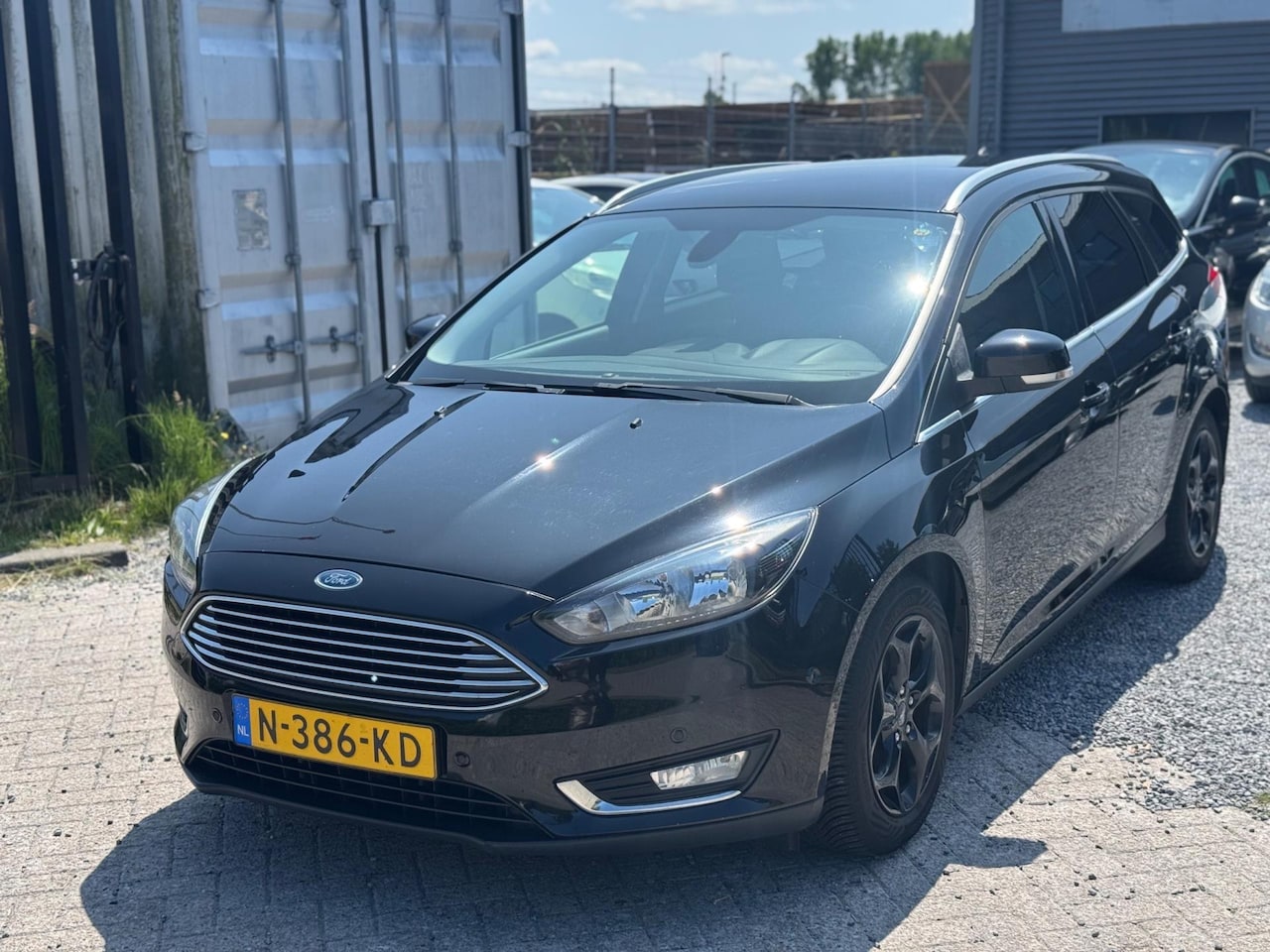 Ford Focus Wagon - 1.0 Titanium Edition Clima Navi Stuur verwarming - AutoWereld.nl