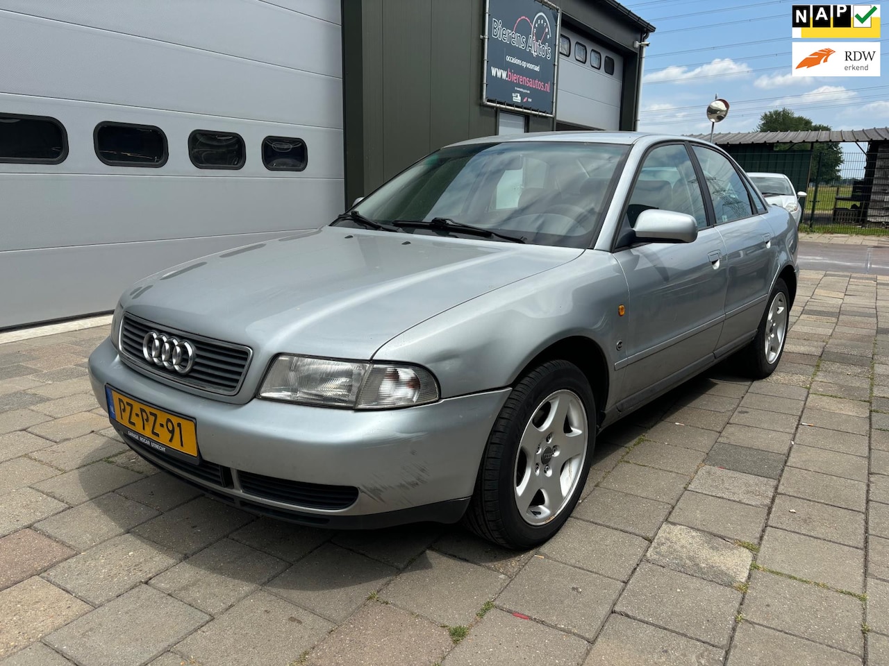 Audi A4 Limousine - 1.8 5V Rijdt Goed Koude Airco - AutoWereld.nl