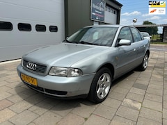 Audi A4 Limousine - 1.8 5V Rijdt Goed Koude Airco