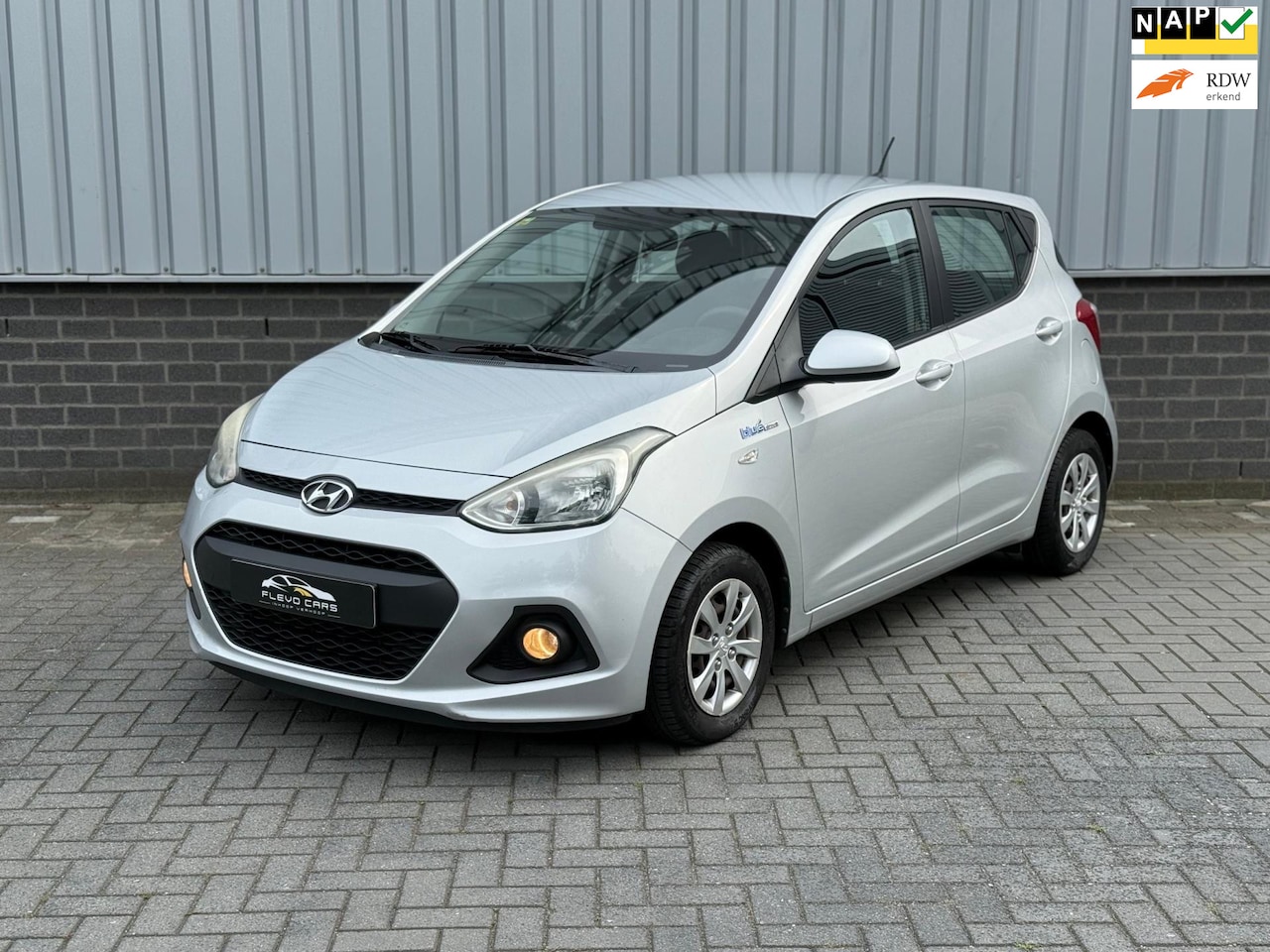 Hyundai i10 - 1.0i i-Motion Comfort |Airco|CruiseCtrl|Navi - AutoWereld.nl