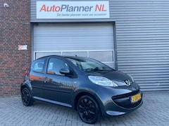 Peugeot 107 - 1.0-12V XR 5-Deurs Airco APK 03-2026