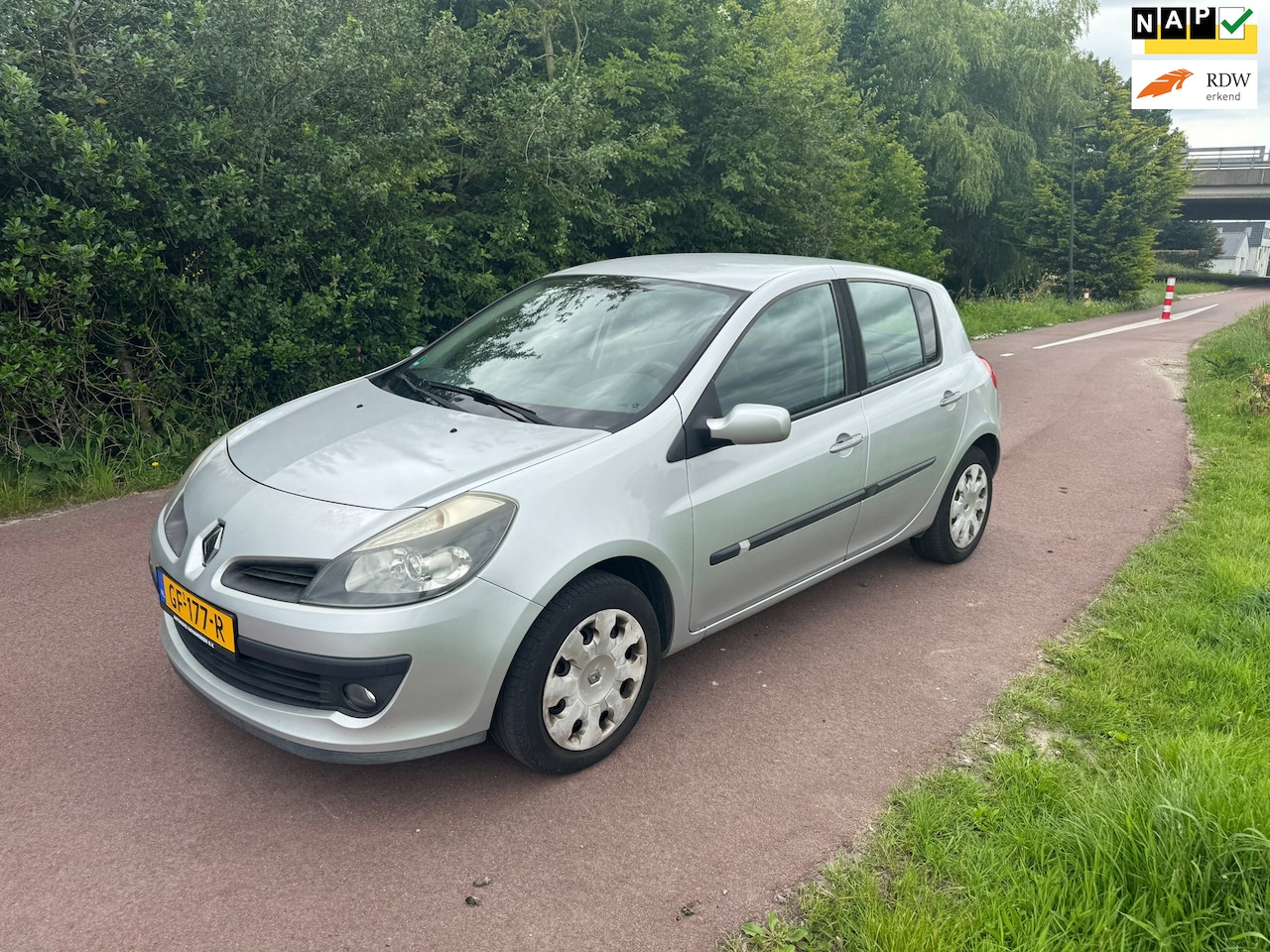 Renault Clio - 1.6-16V Dynamique Comfort|NW APK| - AutoWereld.nl