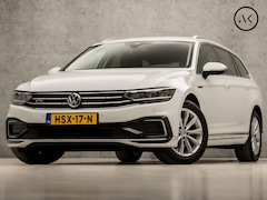 Volkswagen Passat Variant - 1.4 TSI PHEV GTE Business 218Pk Automaat (DRAADLOOS APPLE CARPLAY, GROOT NAVI, CLIMATE, LE