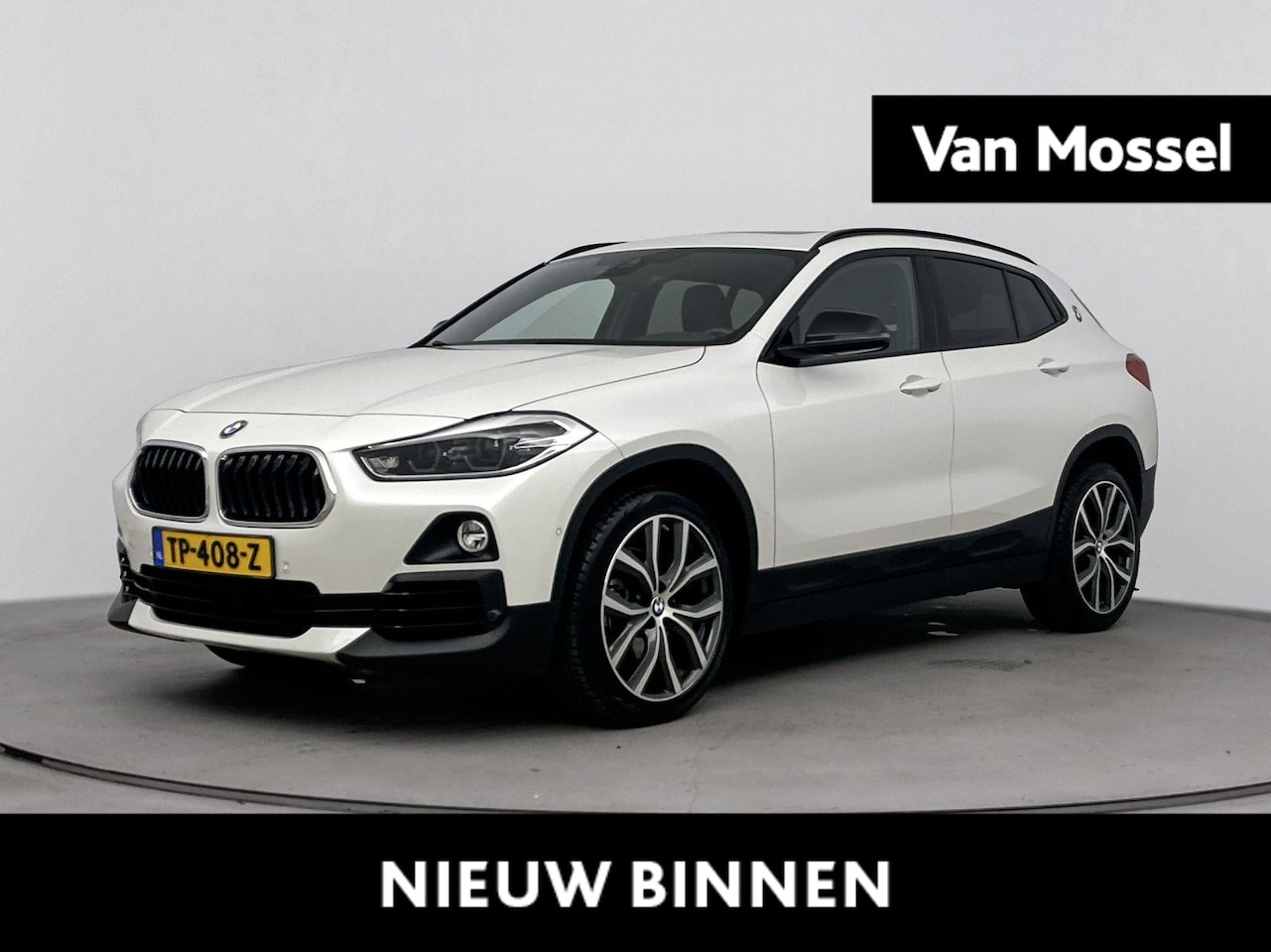 BMW X2 - sDrive18i | Panoramadak | Stoelverwarming | PDC | NAVI | Leder | Sfeer | - AutoWereld.nl