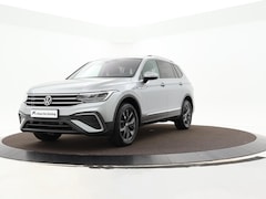 Volkswagen Tiguan Allspace - 1.5 Tsi 150pk DSG Life Business 7p. · Camera · 7 Persoons · Apple/Android Car Play · Navi