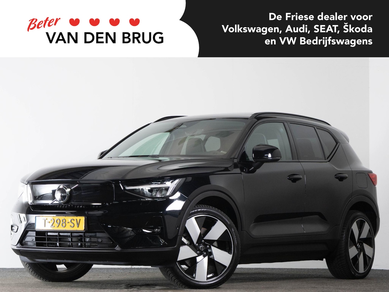 Volvo XC40 - Recharge Ultimate 70 kWh 231 PK | LED | Panoramadak | Trekhaak | 360 Camera | Adaptieve Cr - AutoWereld.nl