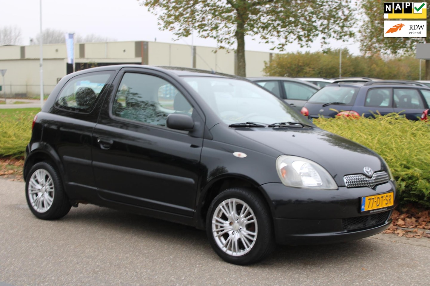 Toyota Yaris - 1.3-16V VVT-i SOL-uitv/STUURBEKRACHTIGING/LM-VELGEN/NAP/nweAPK+ONDERHOUDSBEURT BIJ AFLEVER - AutoWereld.nl