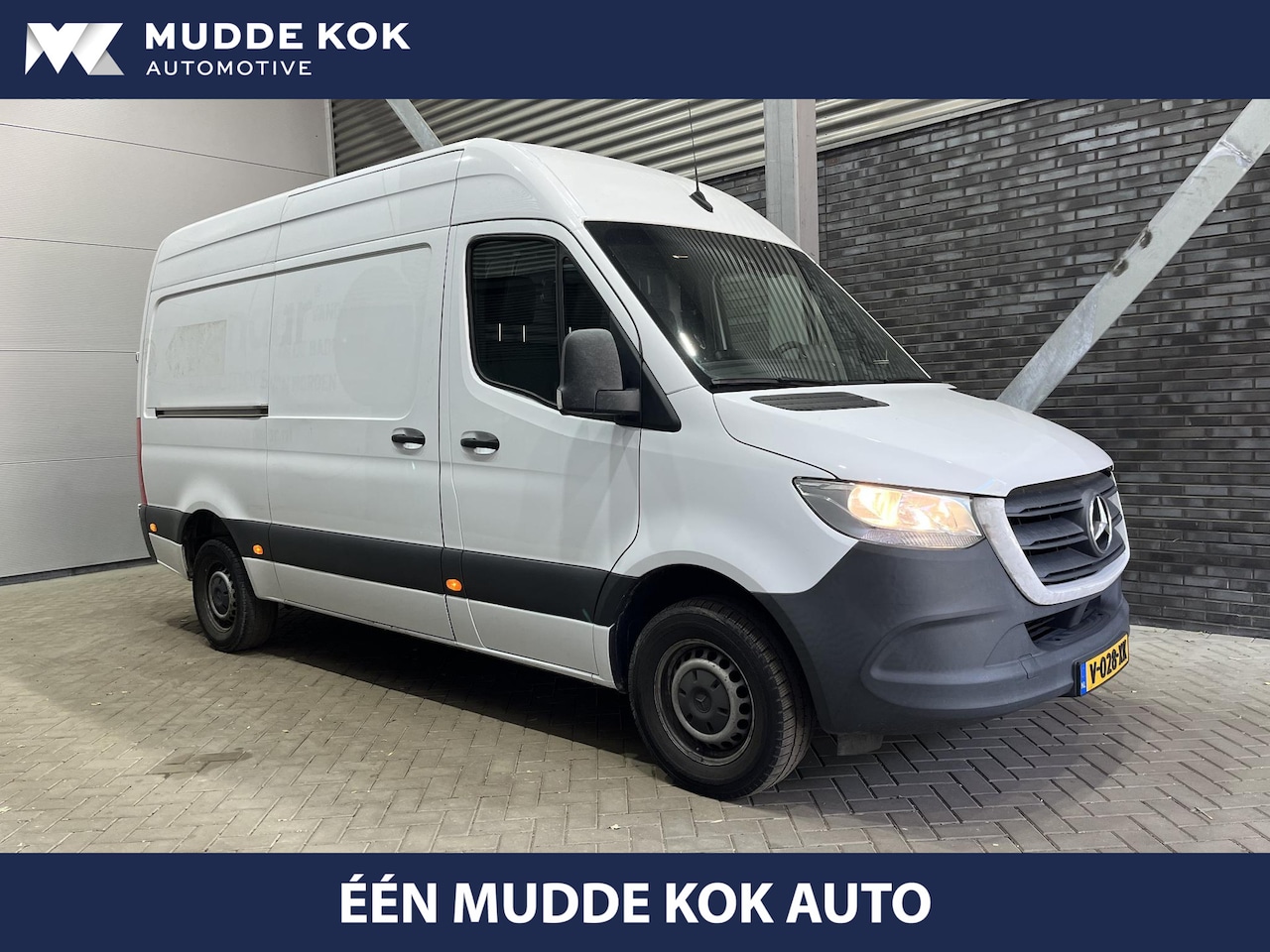 Mercedes-Benz Sprinter - 314 2.2 CDI L2H2 DC EURO VI-D | Automaat | 3P | Camera | Voorruitverwarming - AutoWereld.nl