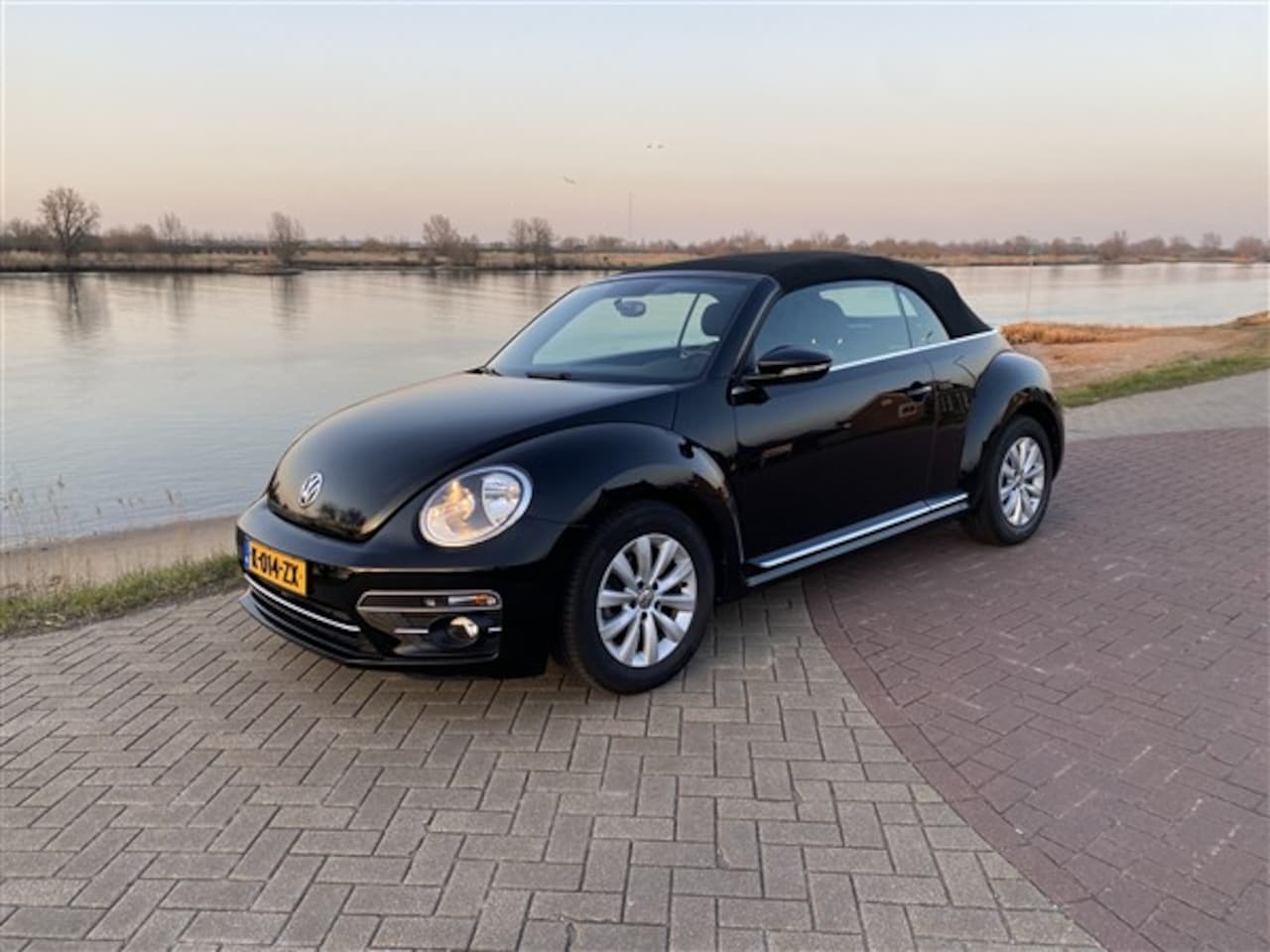Volkswagen Beetle Cabriolet - 1.2 TSI AIRCO.LMV.NAVI.CRUISE.ELEC KAP - AutoWereld.nl