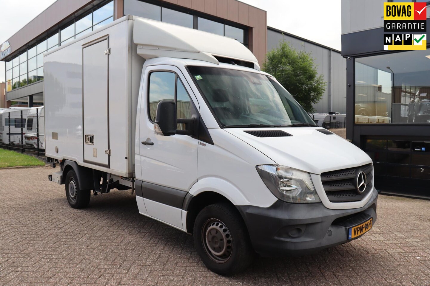 Mercedes-Benz Sprinter - 313 2.2 CDI 366 Koelwagen Bakwagen Laadklep|Cruise|Bluetooth - AutoWereld.nl