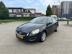 Volvo S60 - 2.4 D5 Summum