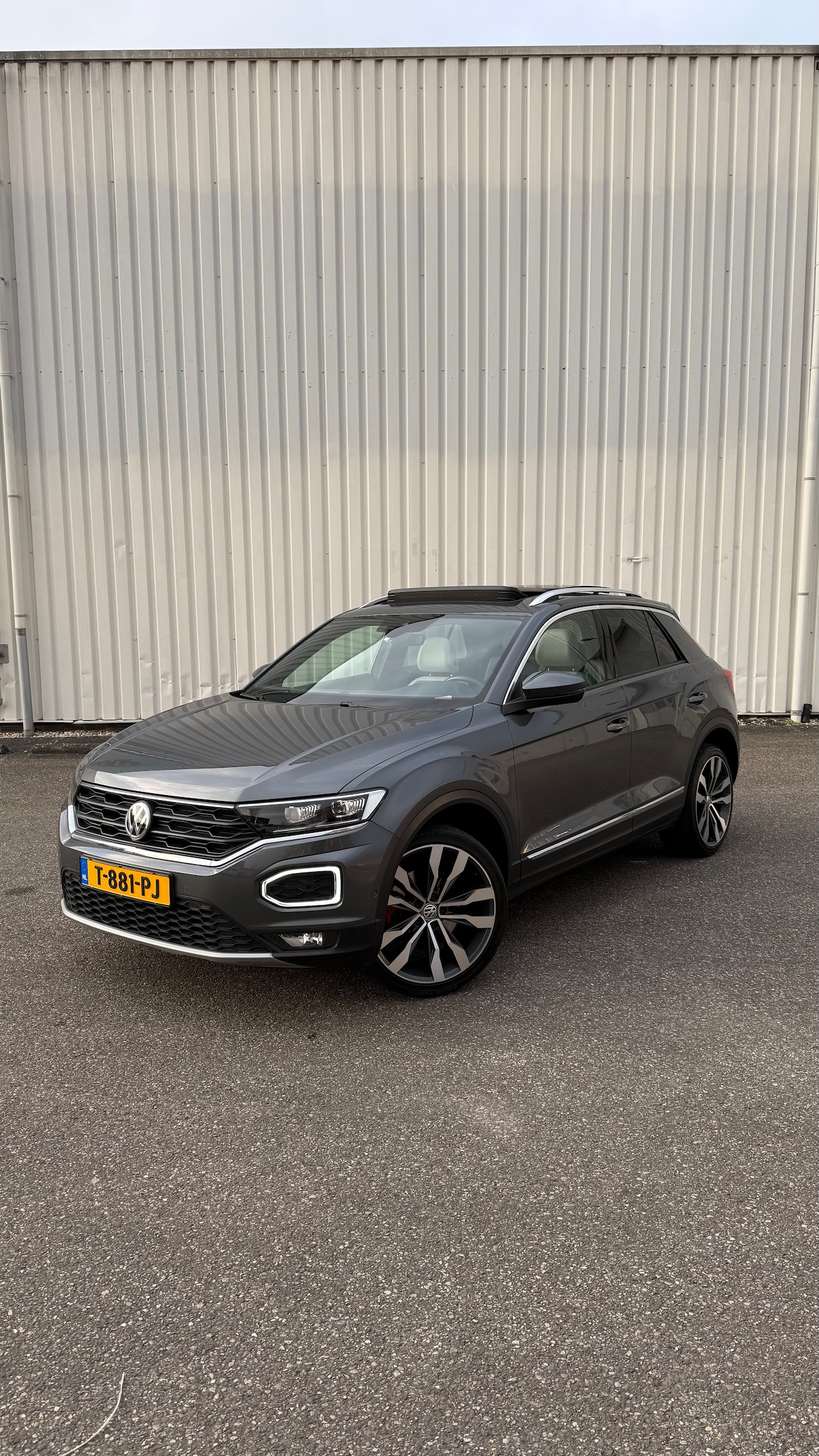 Volkswagen T-Roc - 2.0 TSI 4Motion Sport - AutoWereld.nl