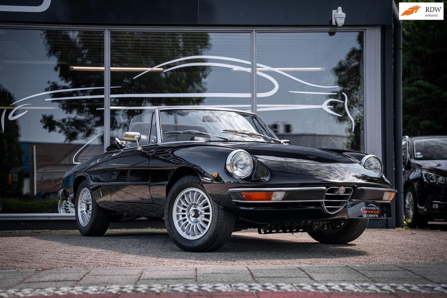 Alfa Romeo Spider - 2.0 Veloce Softop|5 Bak|14" Spaakvelgen|pinifarina - AutoWereld.nl