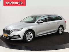 Skoda Octavia Combi - 1.0 TSI Business Edition | Stoelverwarming | Trekhaak | Adaptive cruise | Elektrische acht