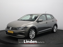 Volkswagen Polo - 1.0 Comfortline | LM velgen | Parkeersensoren | Navigatie | Stoelverwarming