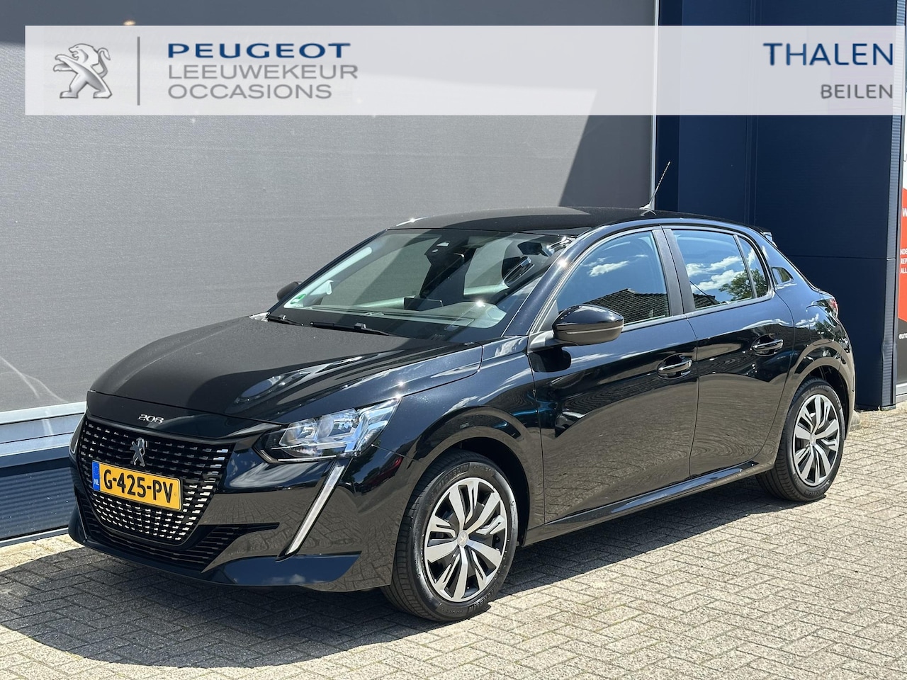 Peugeot 208 - 1.2 Active 100 PK 6-versn-bak | Airconditioning | Afneembare Trekhaak | Apple Carplay | To - AutoWereld.nl