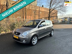 Kia Picanto - 1.0 Fifteen ZEER NETTE AUTO RIJDT EN SCHAKELT TOP