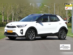 Kia Stonic - 1.0 T-GDi DynamicLine / Van 1e eigenaar / Airco / Navigatie / Achteruitrijcamera / Zwart m